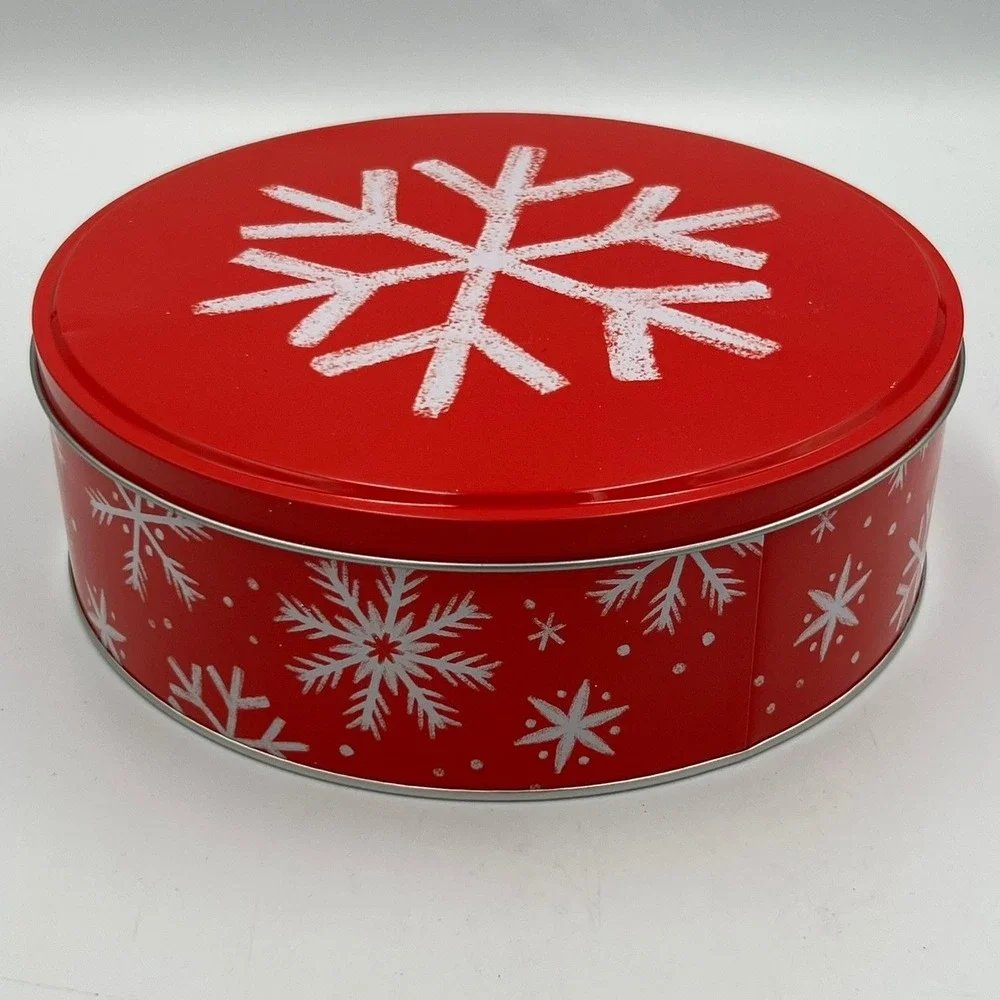 Target Round Cookie Tin Holiday Red Snowflake NWOT 7 Inch Christmas Storage